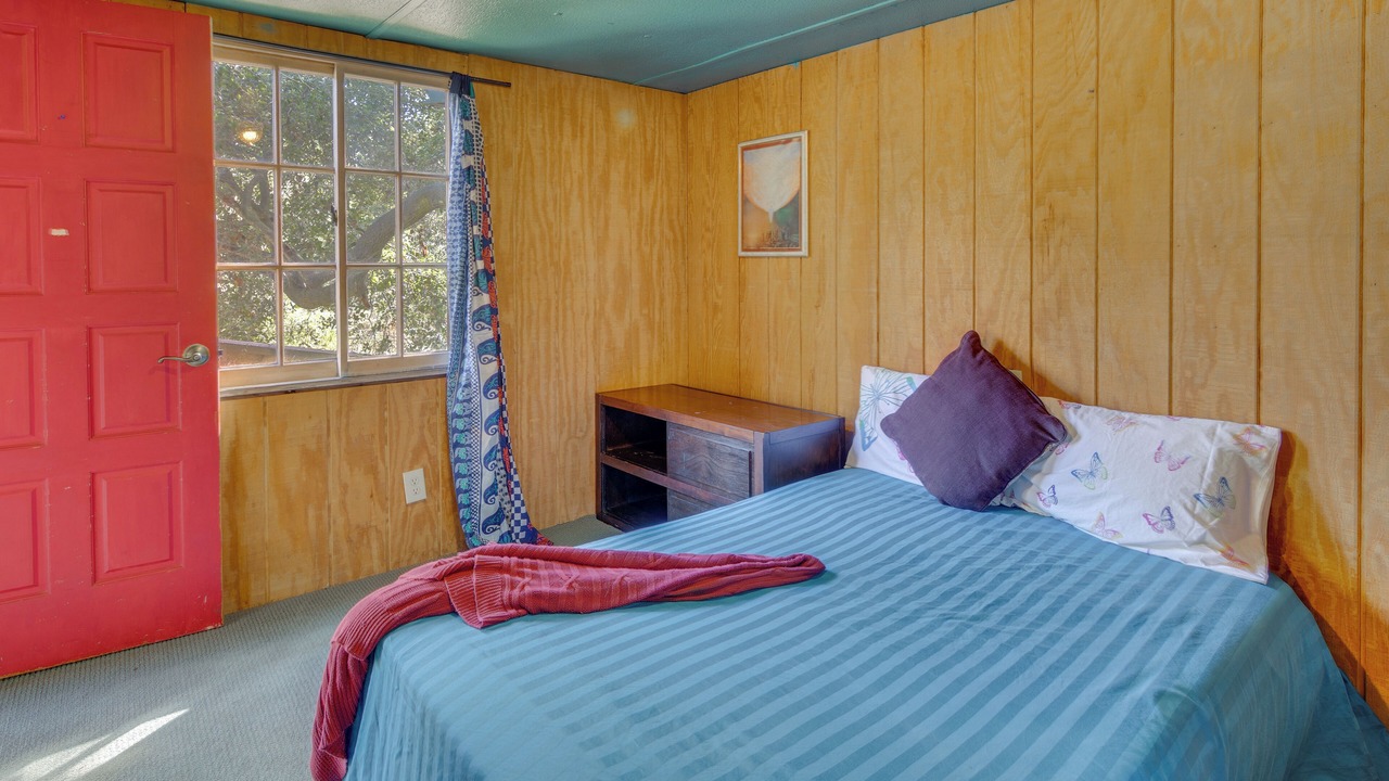 Photo of Bedroom in Topanga