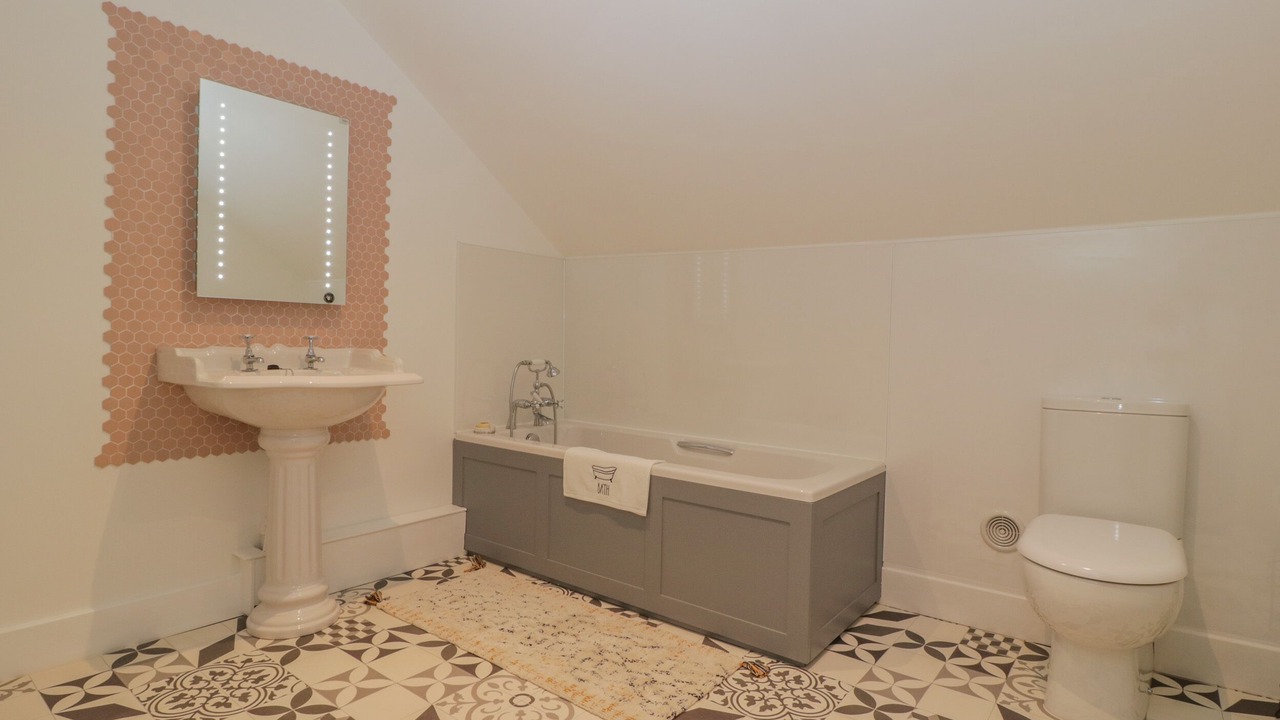 Photo of Bathroom in Pencombe