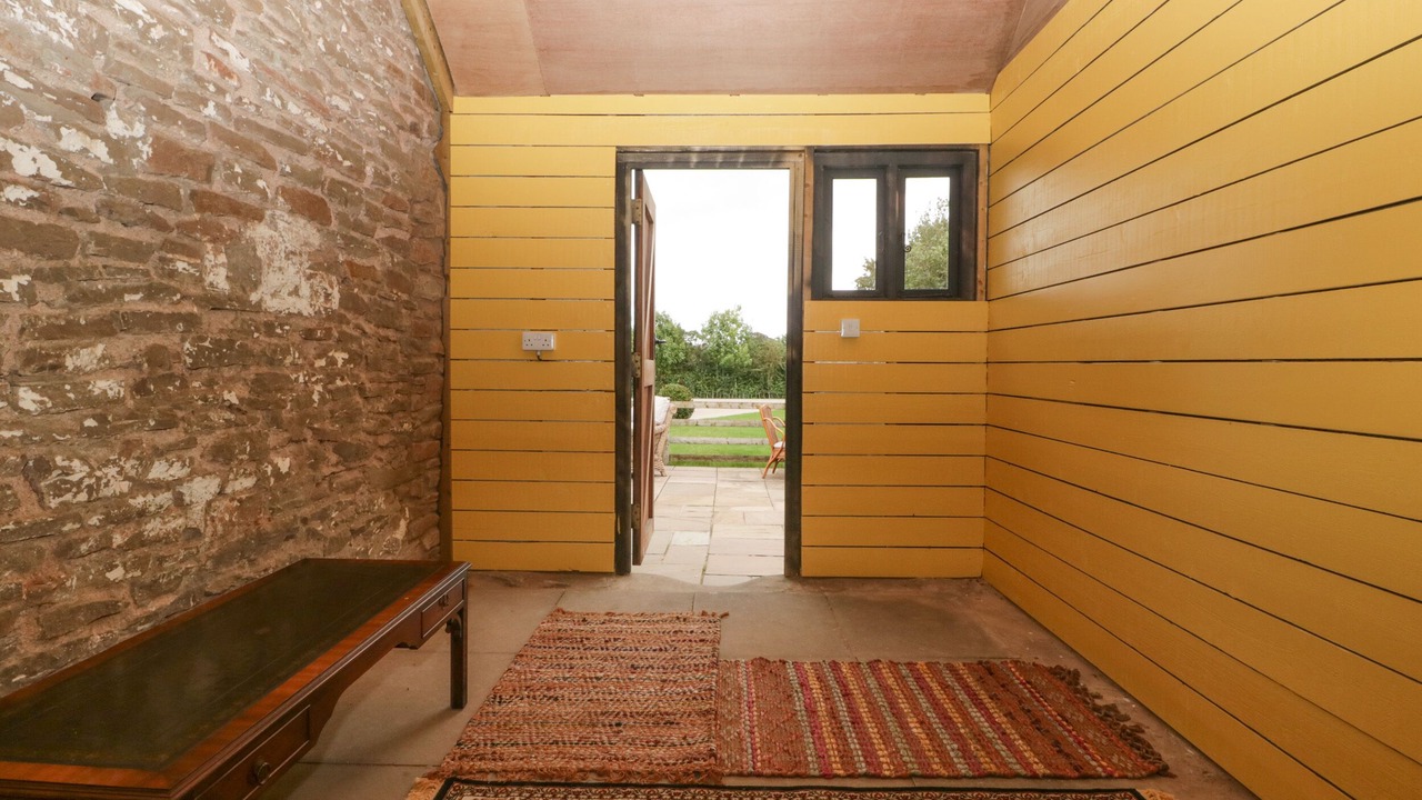 Photo of Others in Pencombe