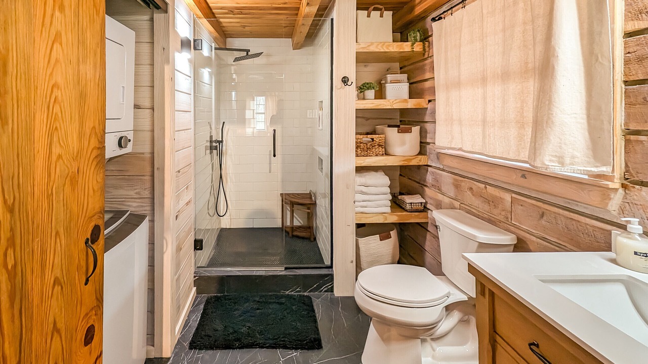 Photo of Bathroom in Boswell