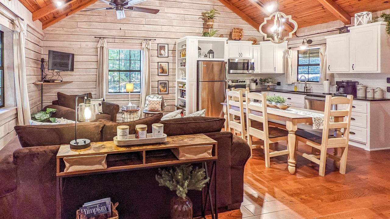 Photo of Livingroom in Boswell
