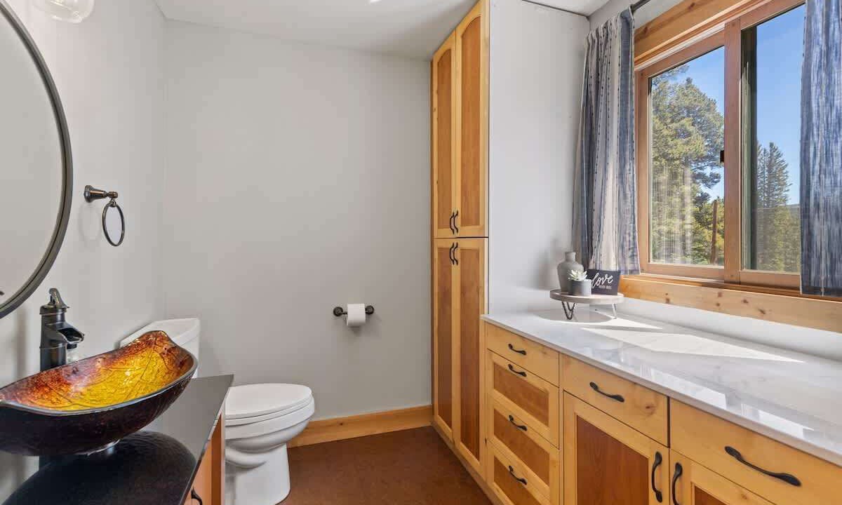 Photo of Bathroom in Blue River
