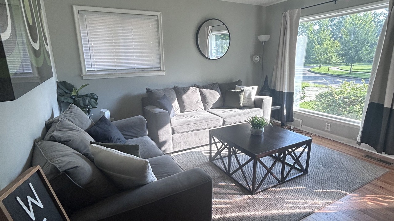 Photo of Livingroom in Inkster