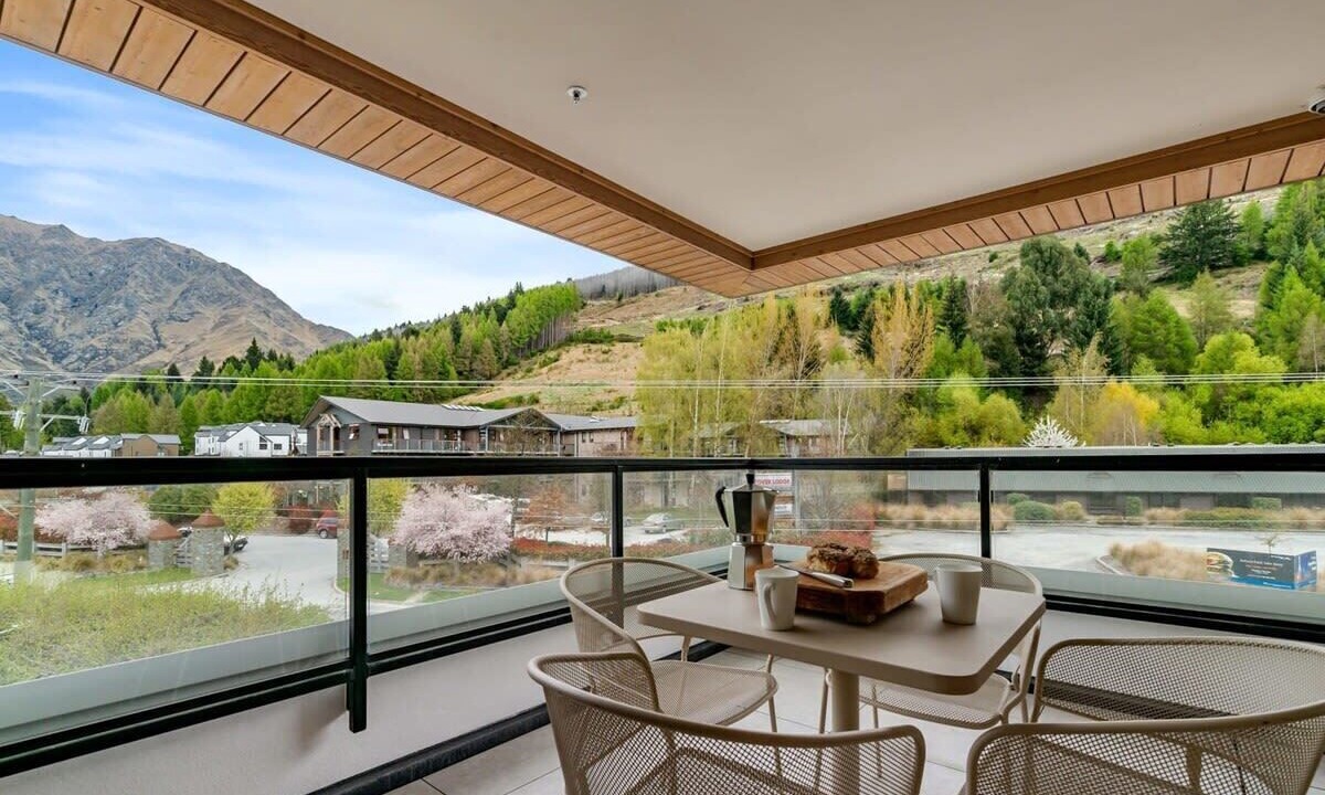 Photo of Patio Balcony in Arthur's Point