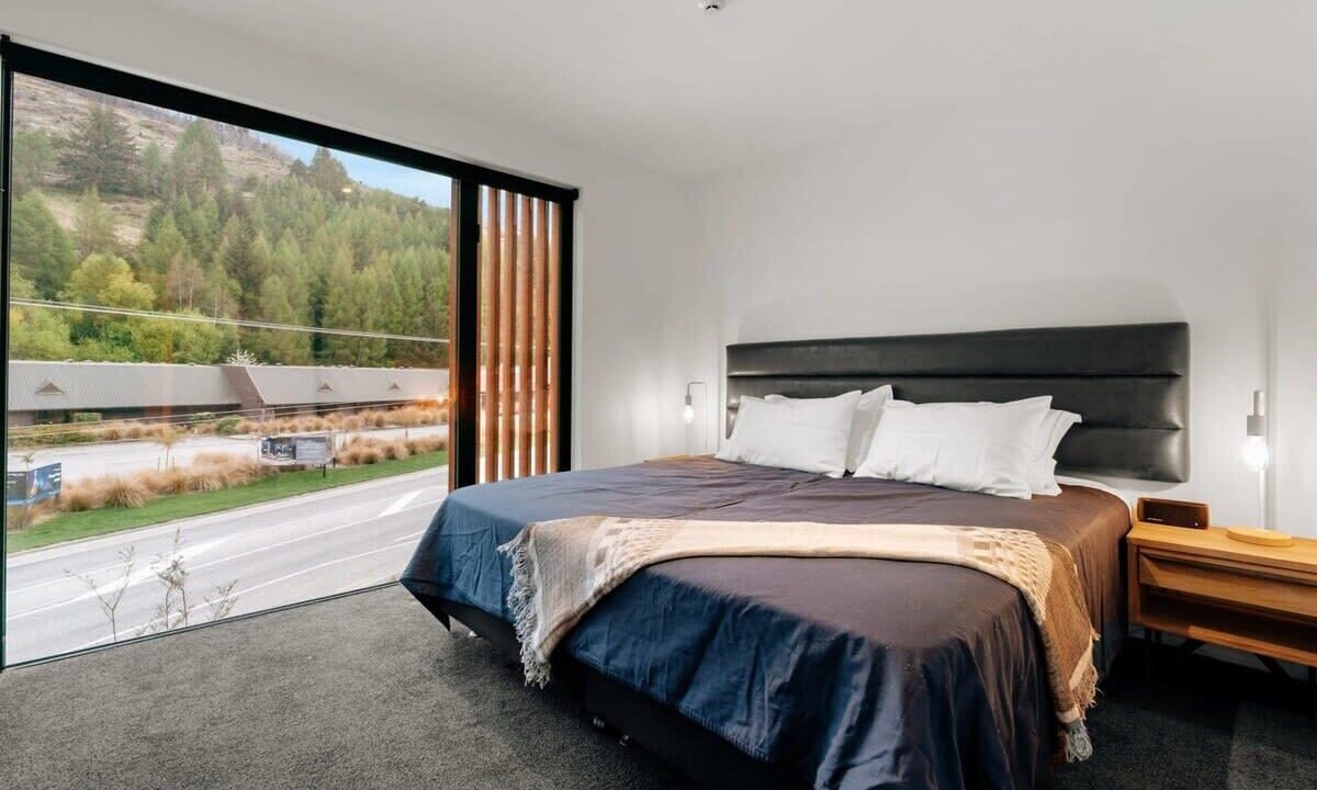 Photo of Others in Arthur's Point