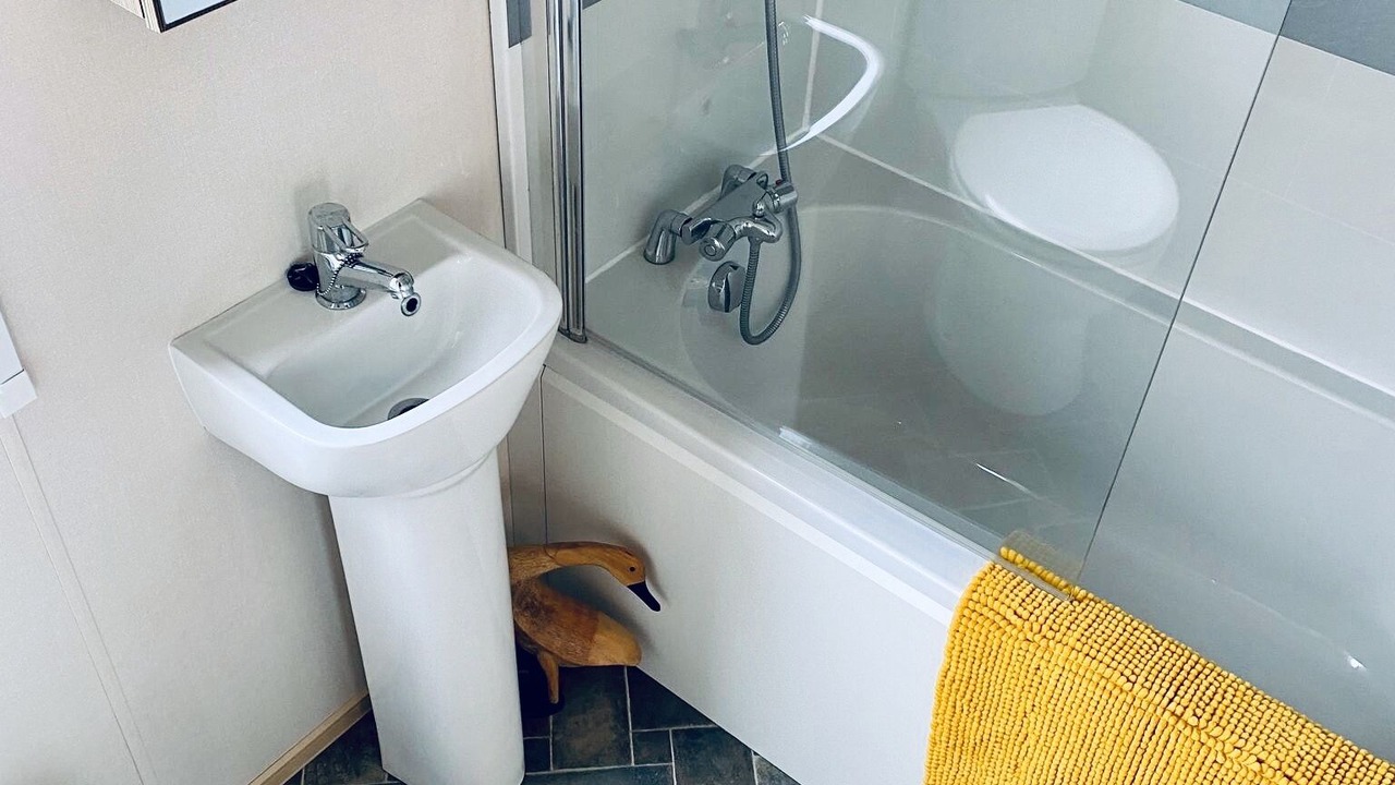 Photo of Bathroom in Boat of Garten