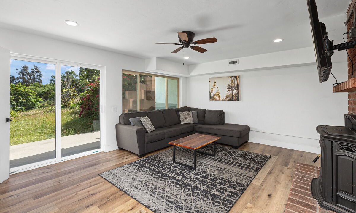 Photo of Livingroom in Oak Park