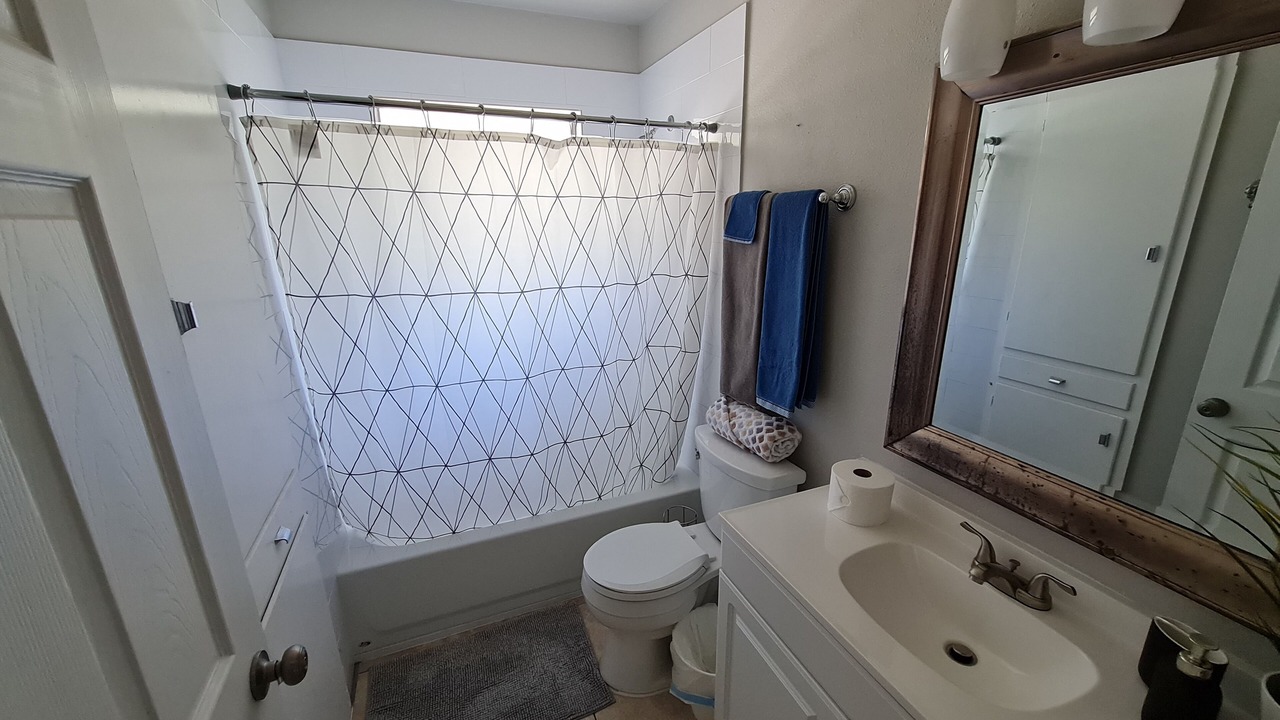 Photo of Bathroom in General Krueger