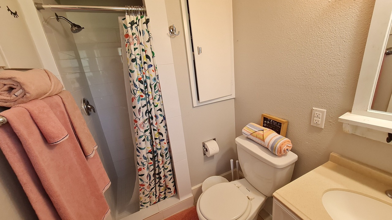 Photo of Bathroom in General Krueger