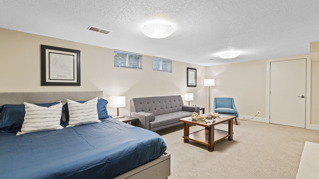 Photo of Bedroom in Olympus Cove