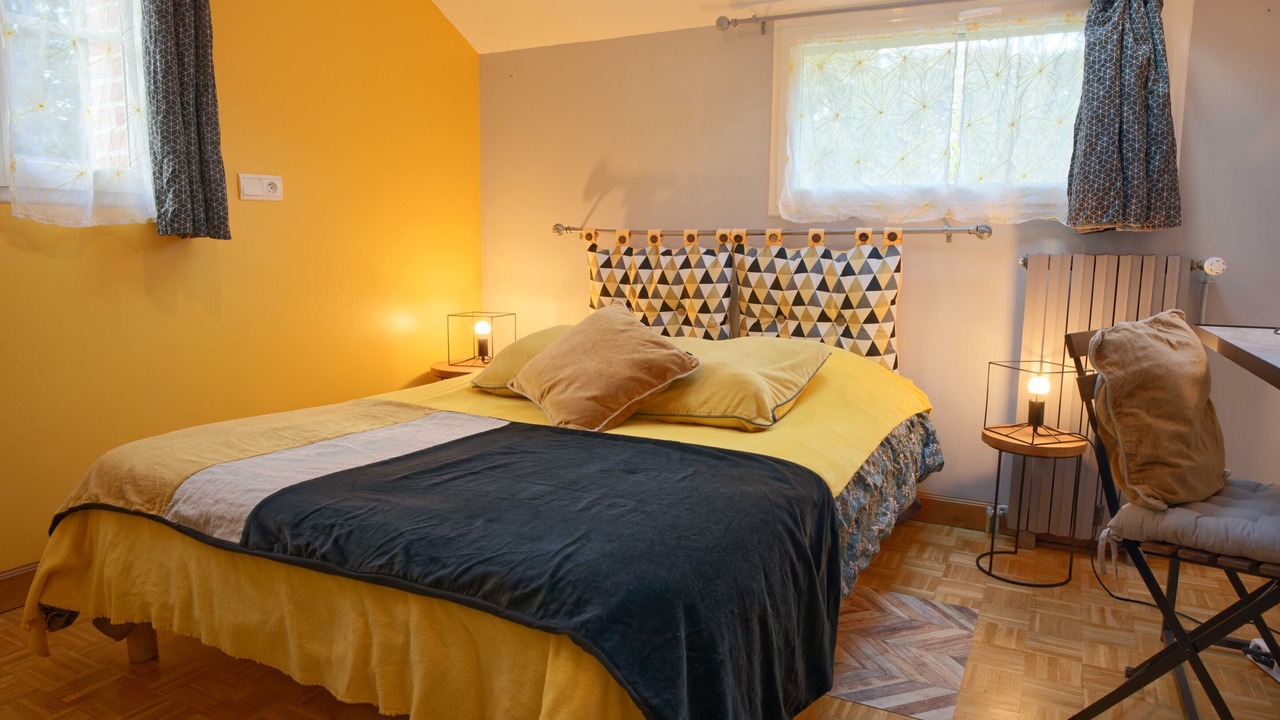 Photo of Bedroom in Bordeaux-Saint-Clair