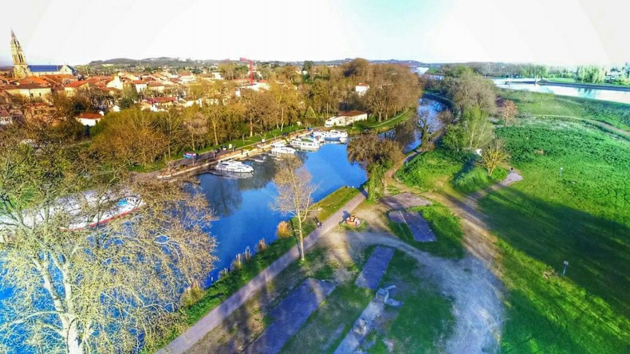 Photo of Outdoor in Valence