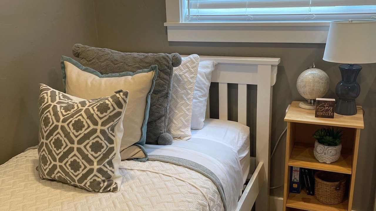 Photo of Bedroom in Oakdale