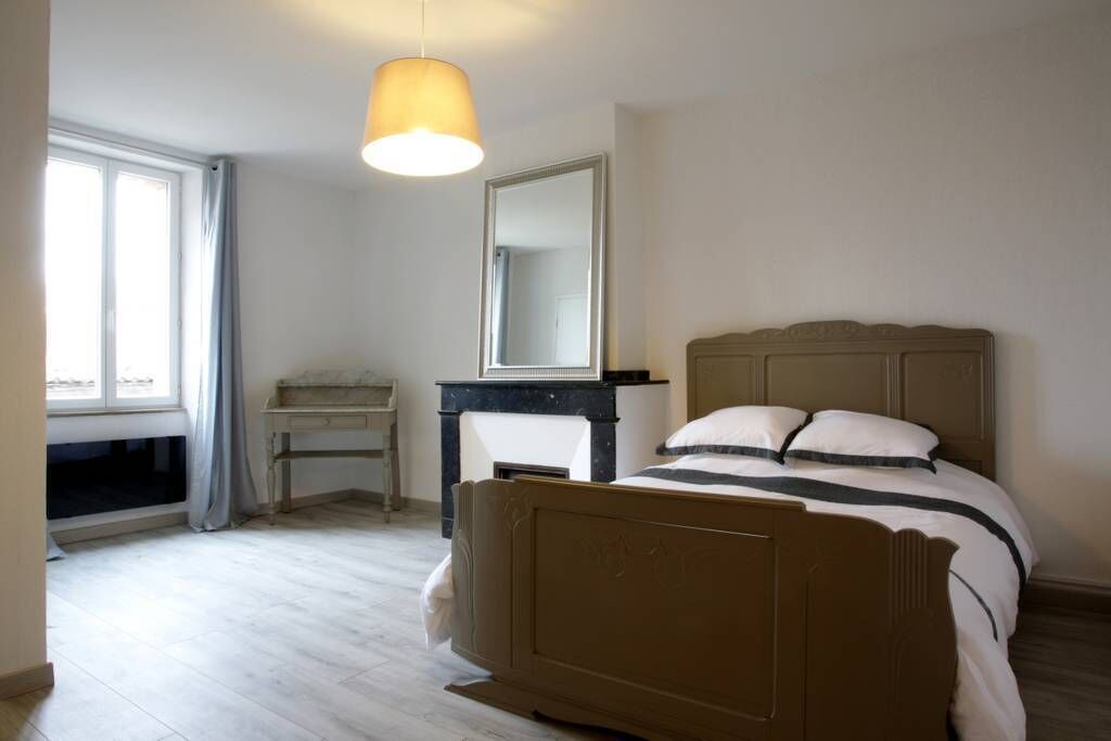 Photo of Bedroom in Revel