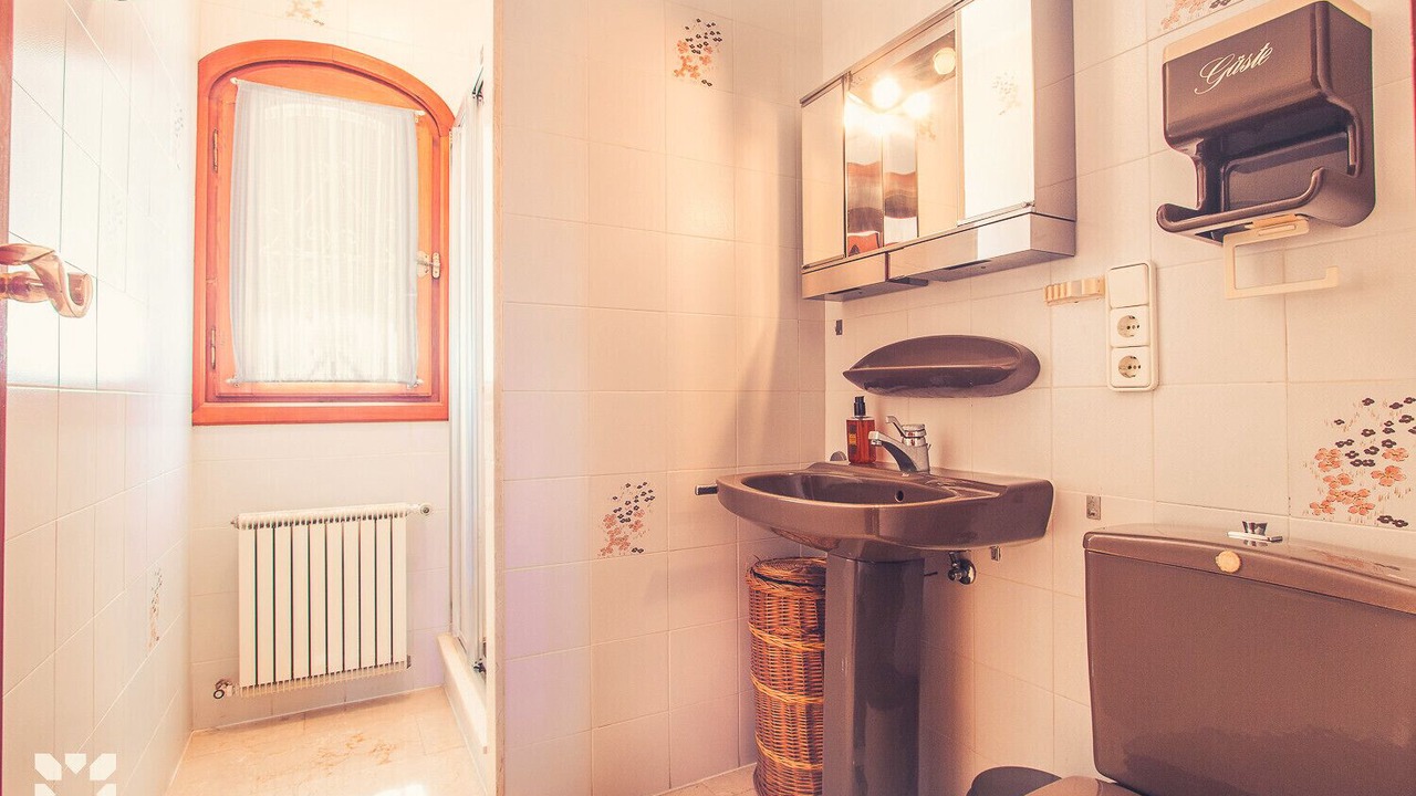 Photo of Bathroom in Arnella