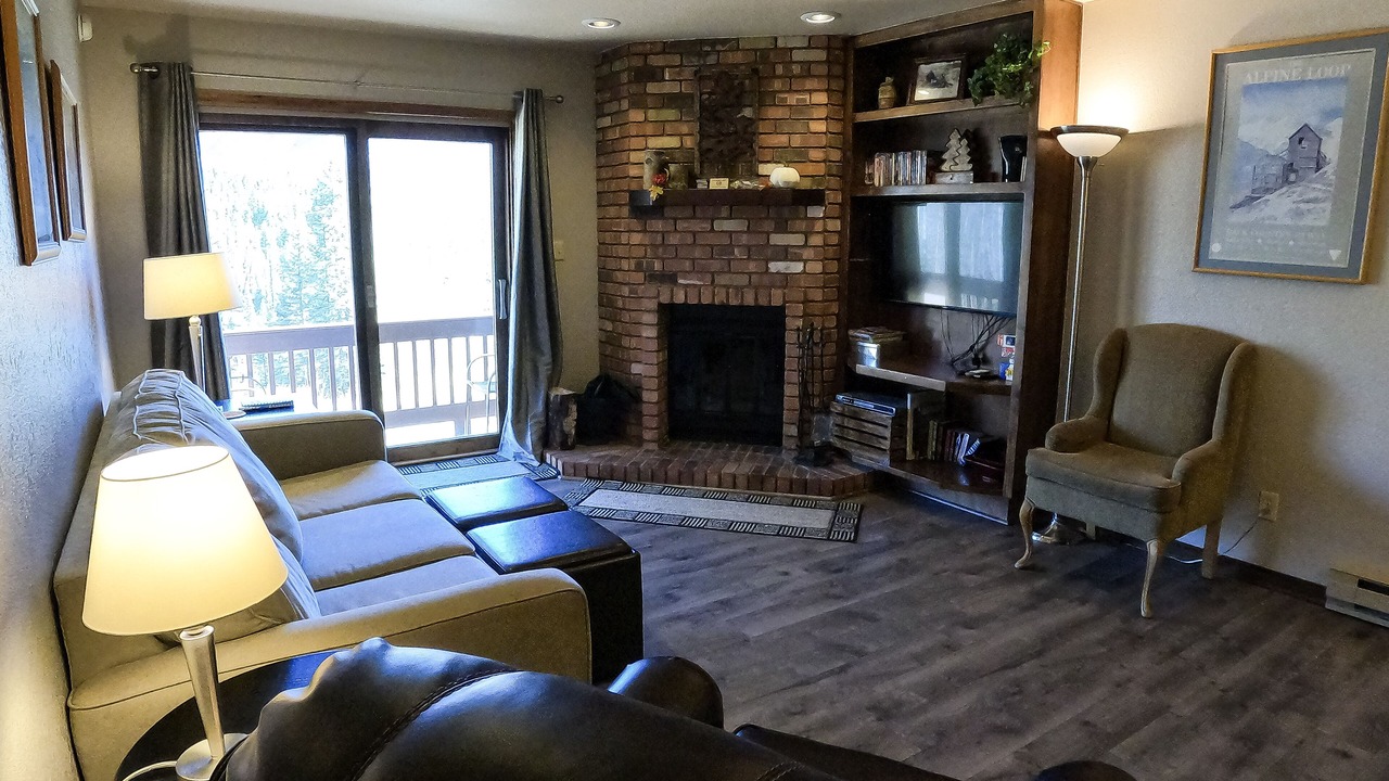 Photo of Livingroom in Purgatory