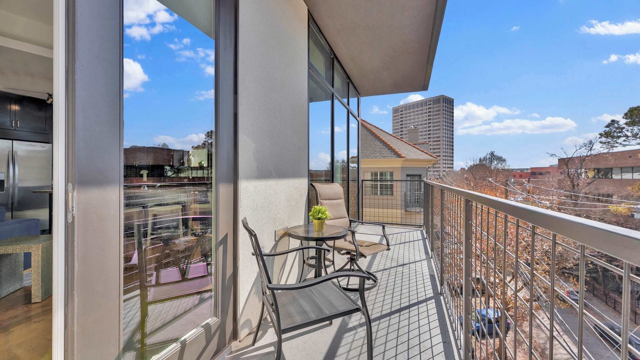 Photo of Patio Balcony in Uptown