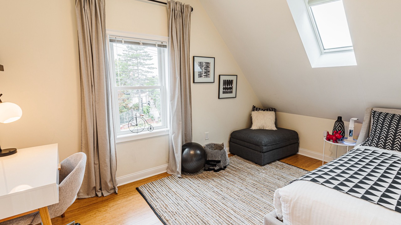 Photo of Bedroom in Newton Highlands