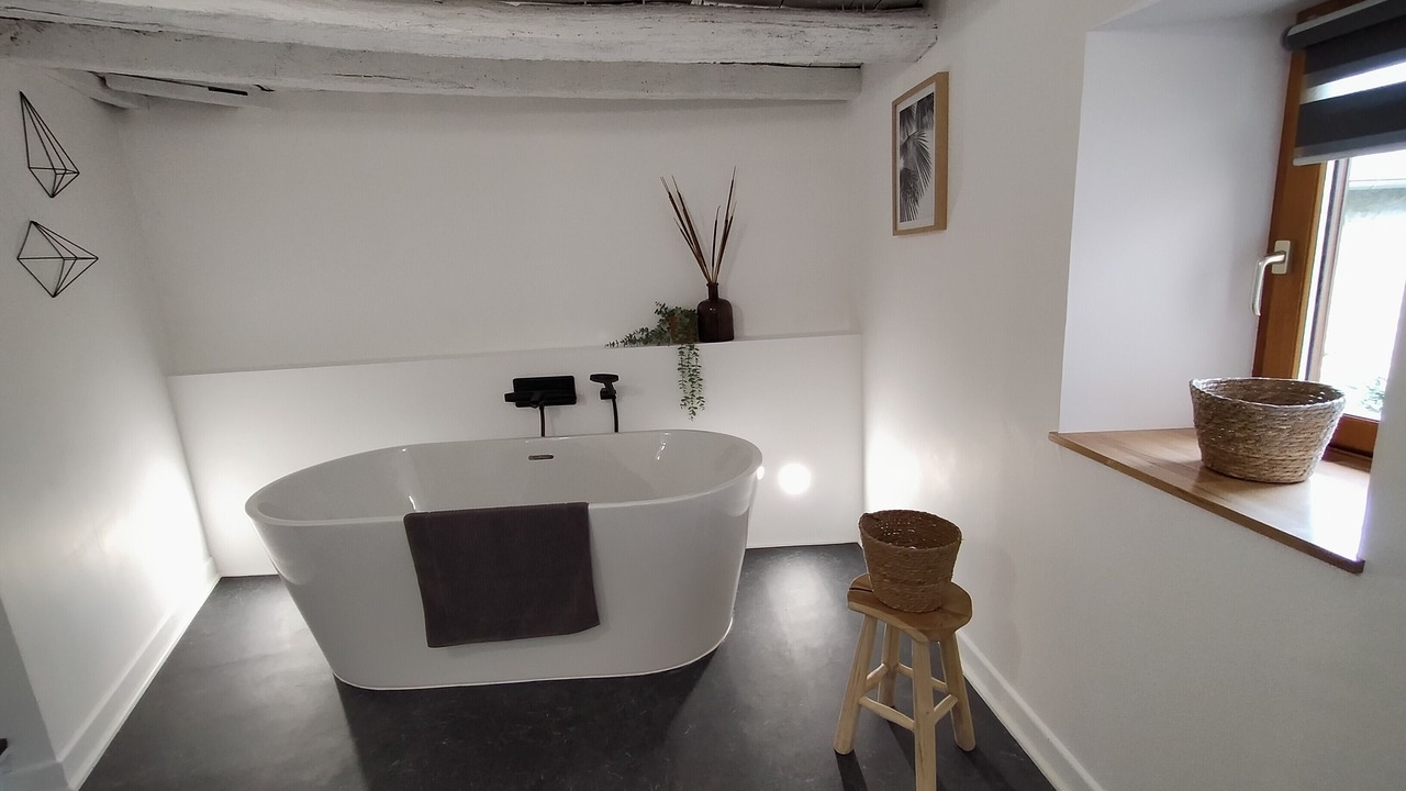 Photo of Bathroom in Saint-Igneuc