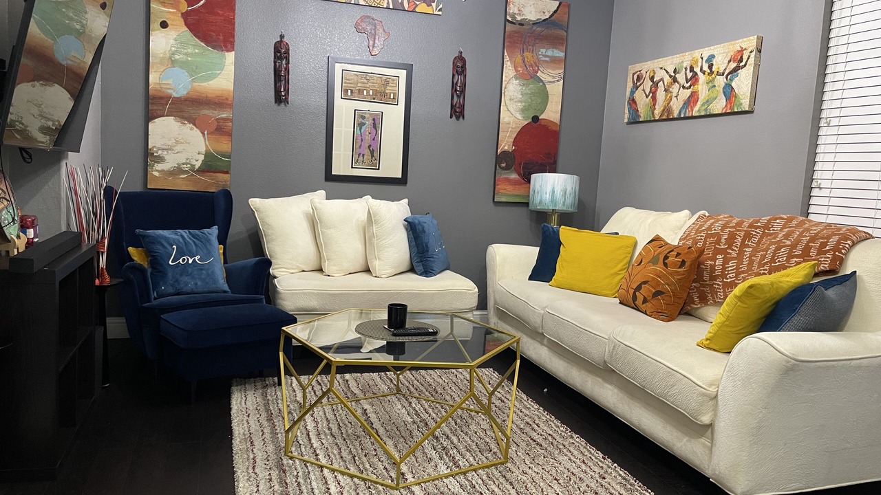 Photo of Livingroom in Lincoln Park