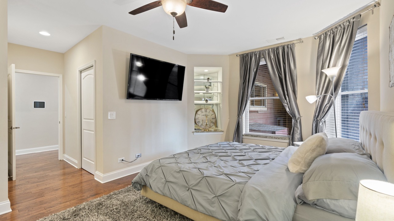 Photo of Bedroom in West Town