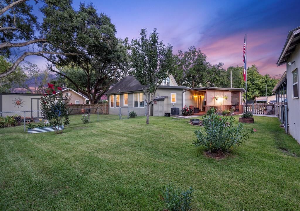 Photo of Outdoor in Dickinson