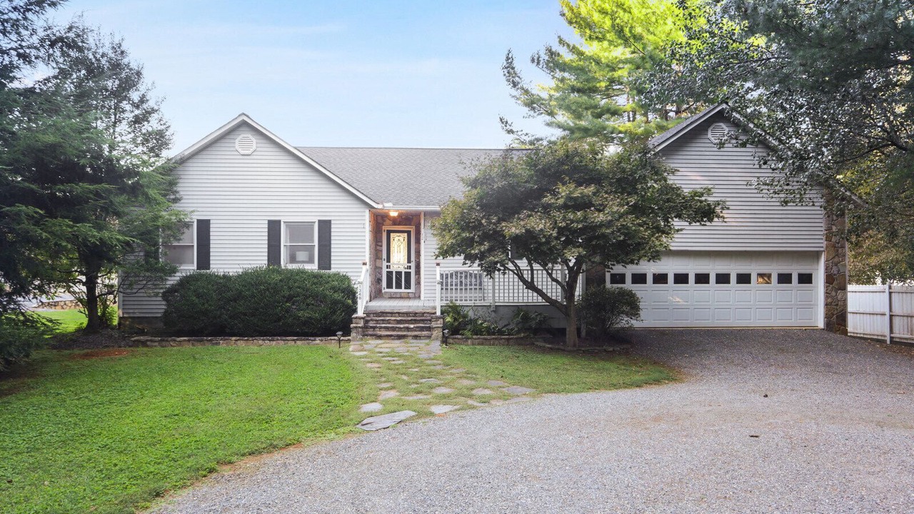 Photo of Outdoor in Hiawassee