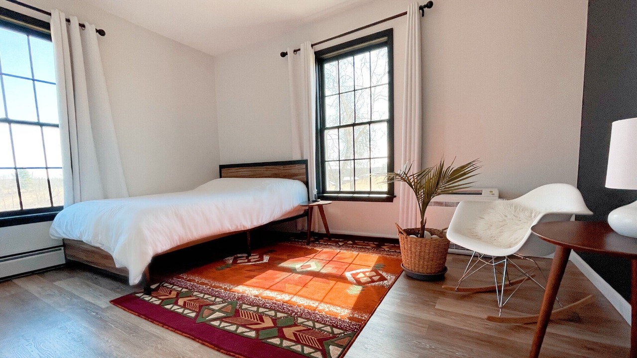 Photo of Bedroom in Rowland