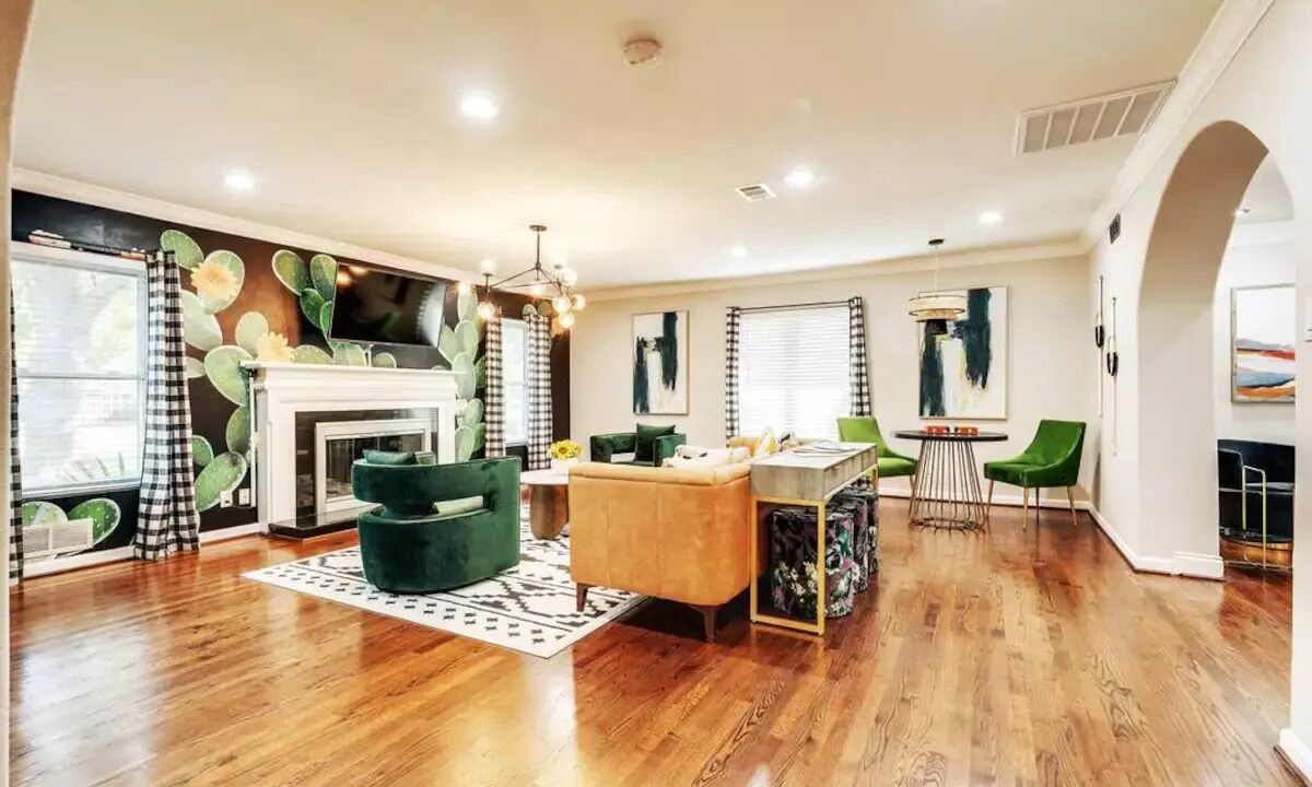 Photo of Livingroom in North Dallas