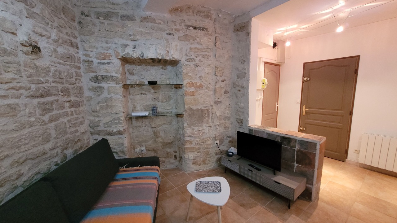 Photo of Livingroom in Barjac