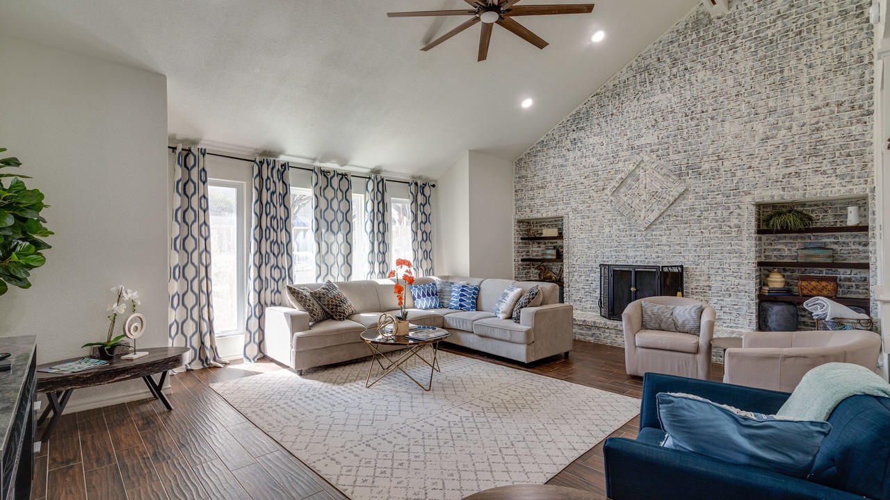 Photo of Livingroom in Plano