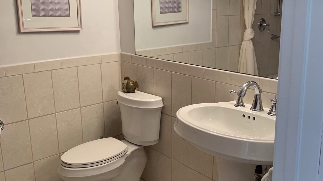 Photo of Bathroom in Sugarloaf Key