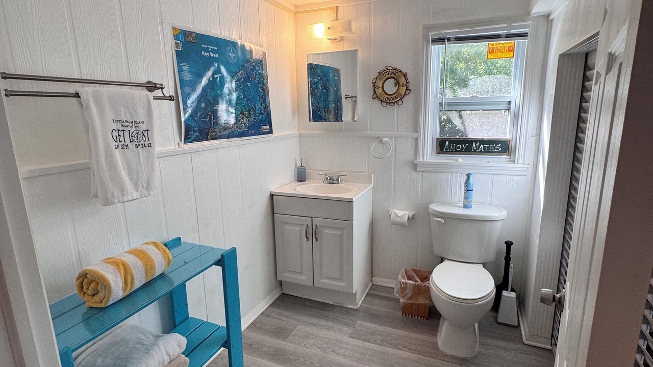 Photo of Bathroom in Sugarloaf Key