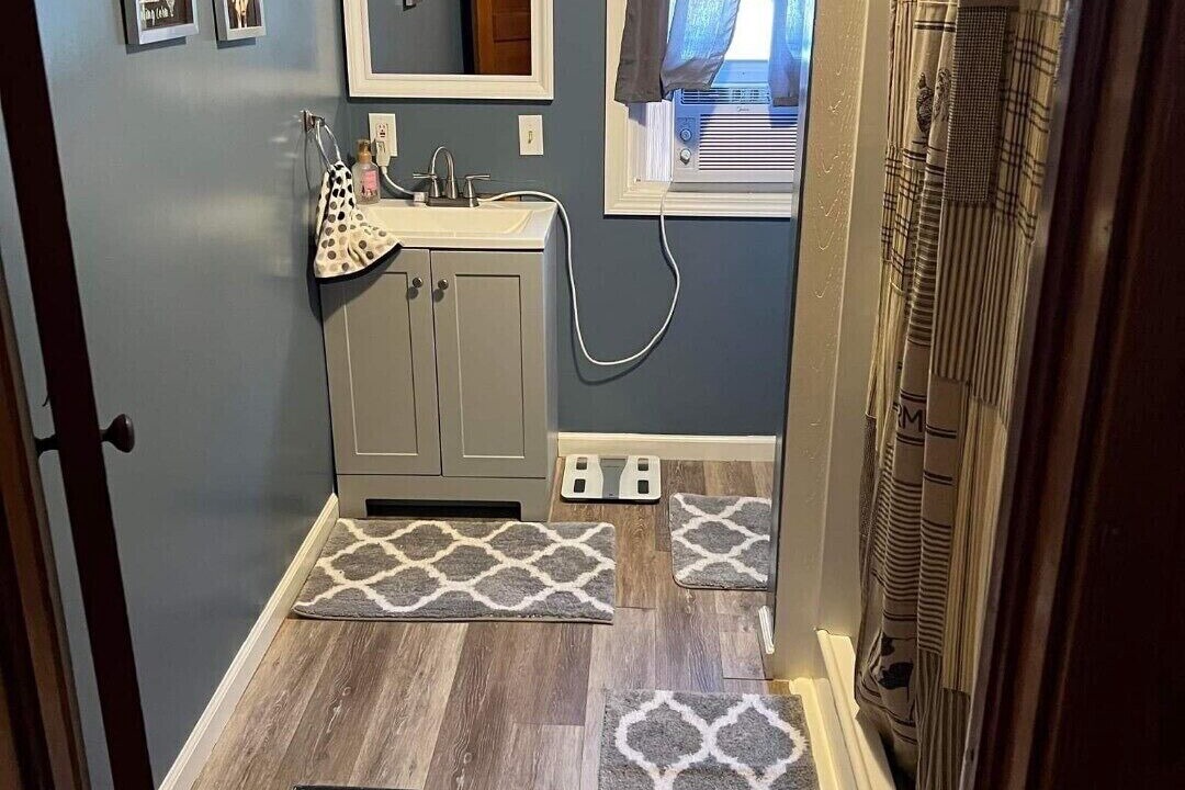 Photo of Bathroom in Twelve Mile