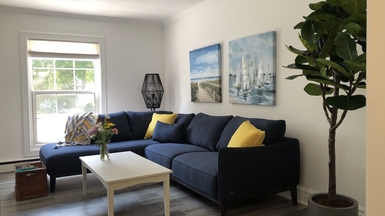 Photo of Livingroom in Brights Grove