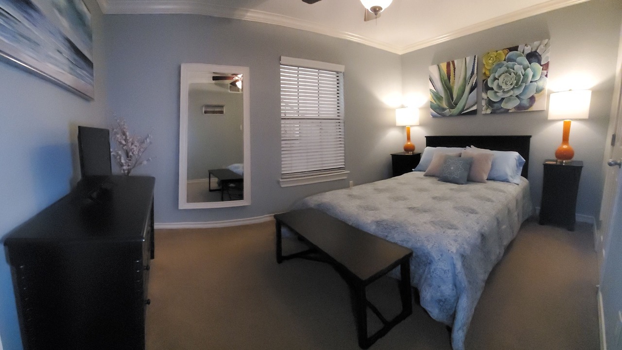 Photo of Bedroom in Hyde Park