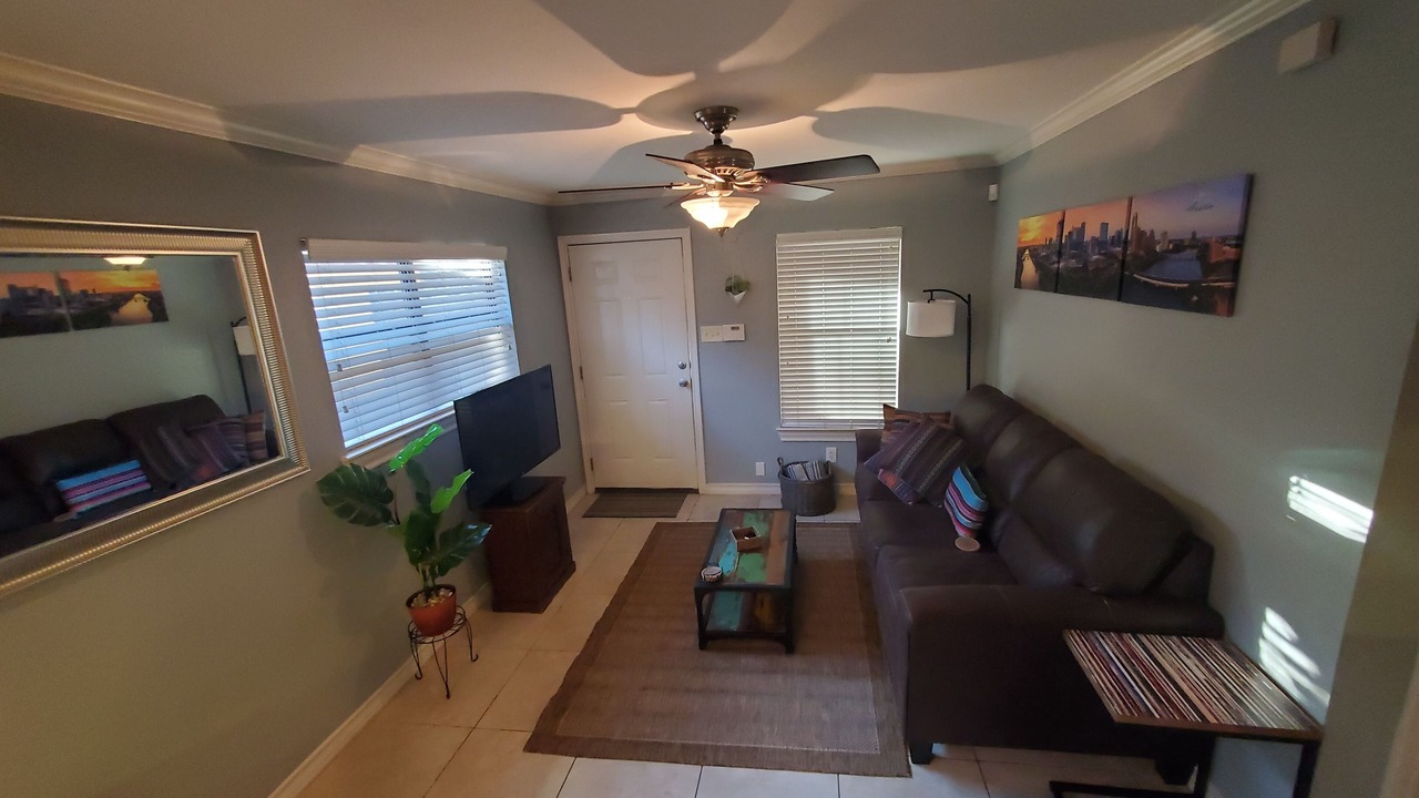 Photo of Livingroom in Hyde Park