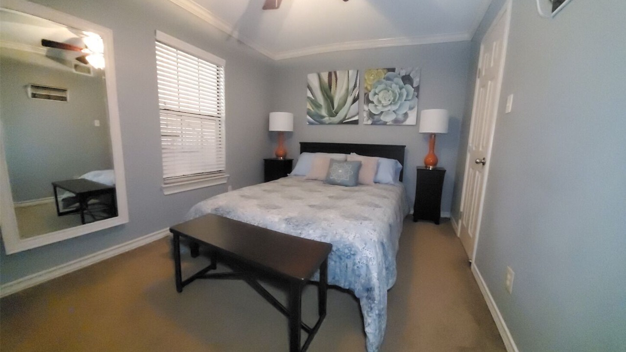 Photo of Bedroom in Hyde Park