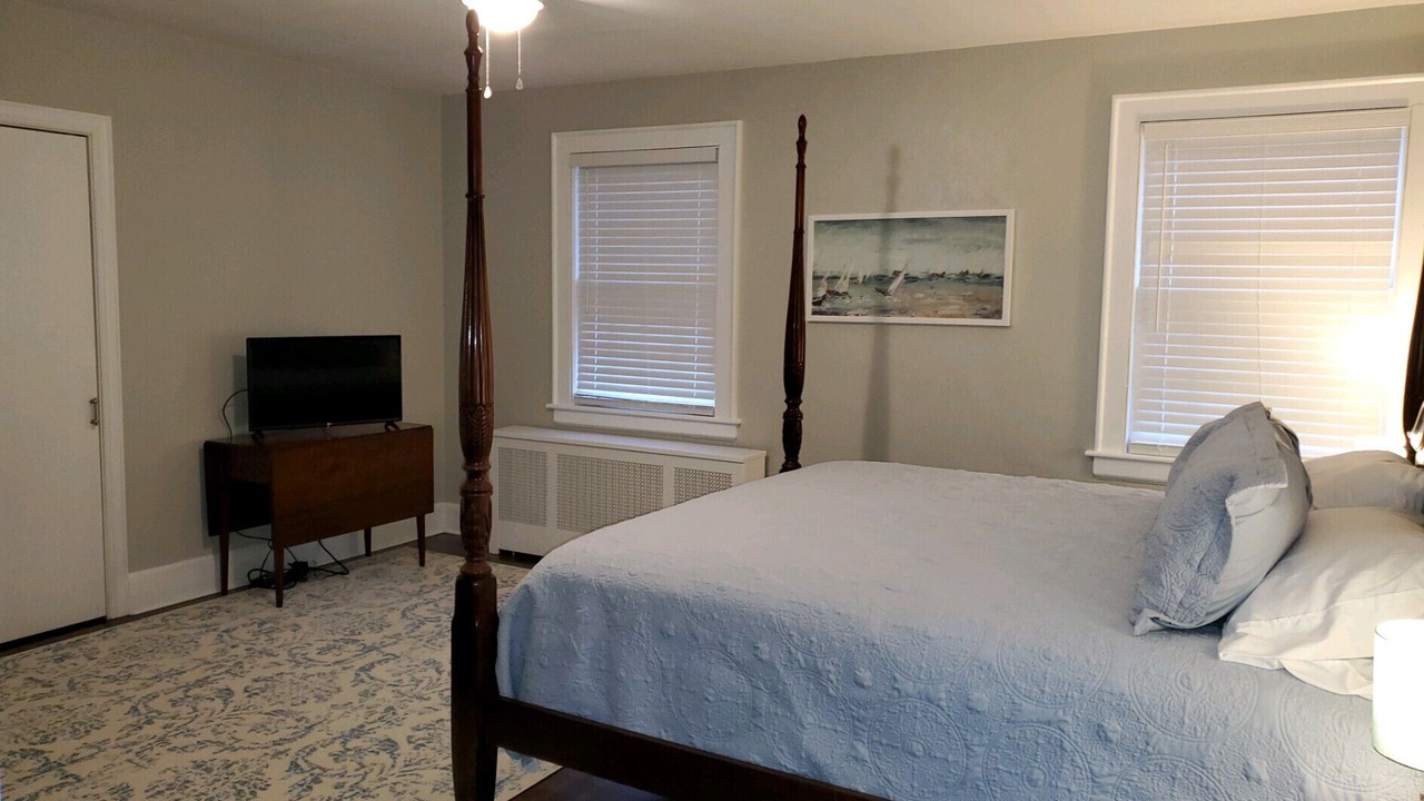 Photo of Bedroom in Mathews