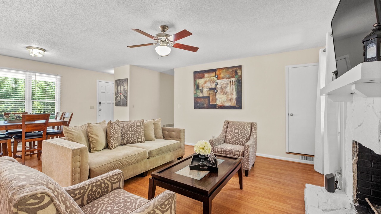 Photo of Livingroom in Clarkdale