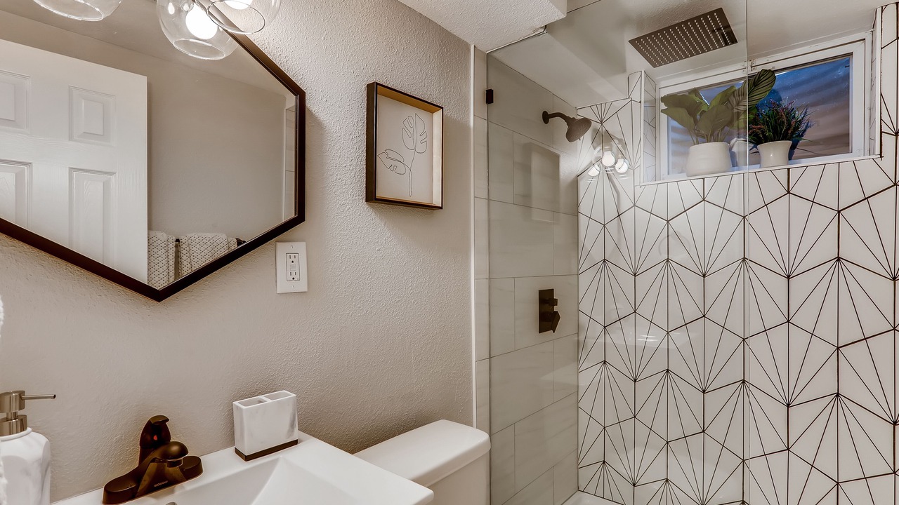 Photo of Bathroom in Dupont