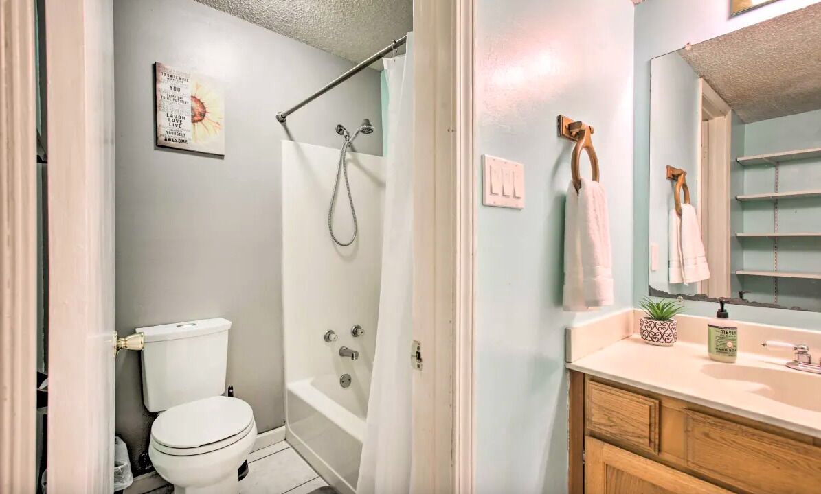 Photo of Bathroom in Highlands - Perkins