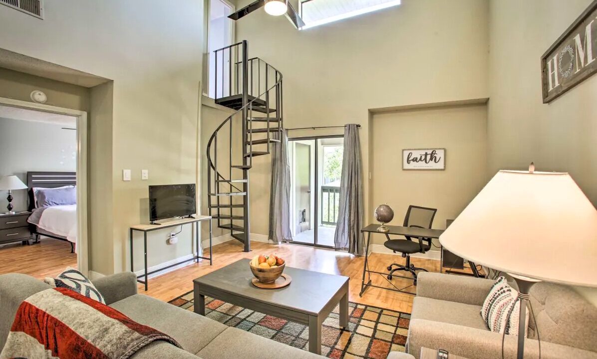 Photo of Livingroom in Highlands - Perkins