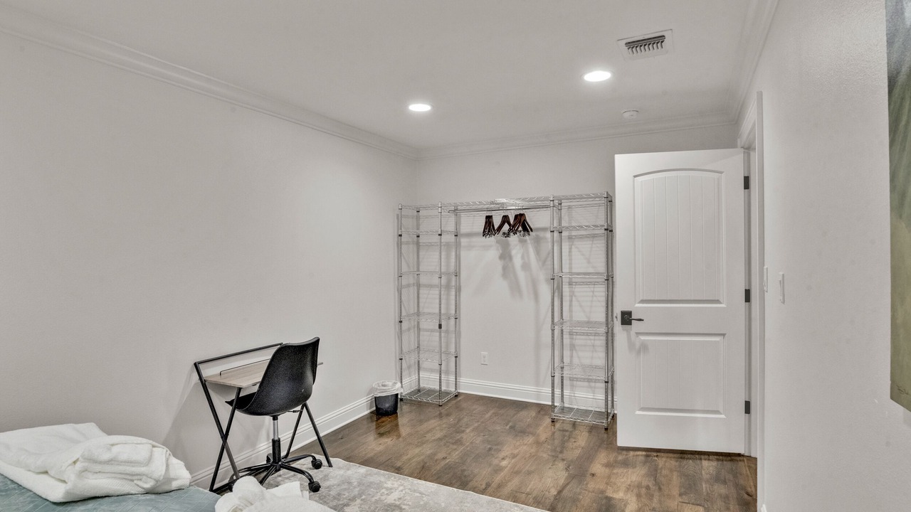 Photo of Bedroom in Shreveport