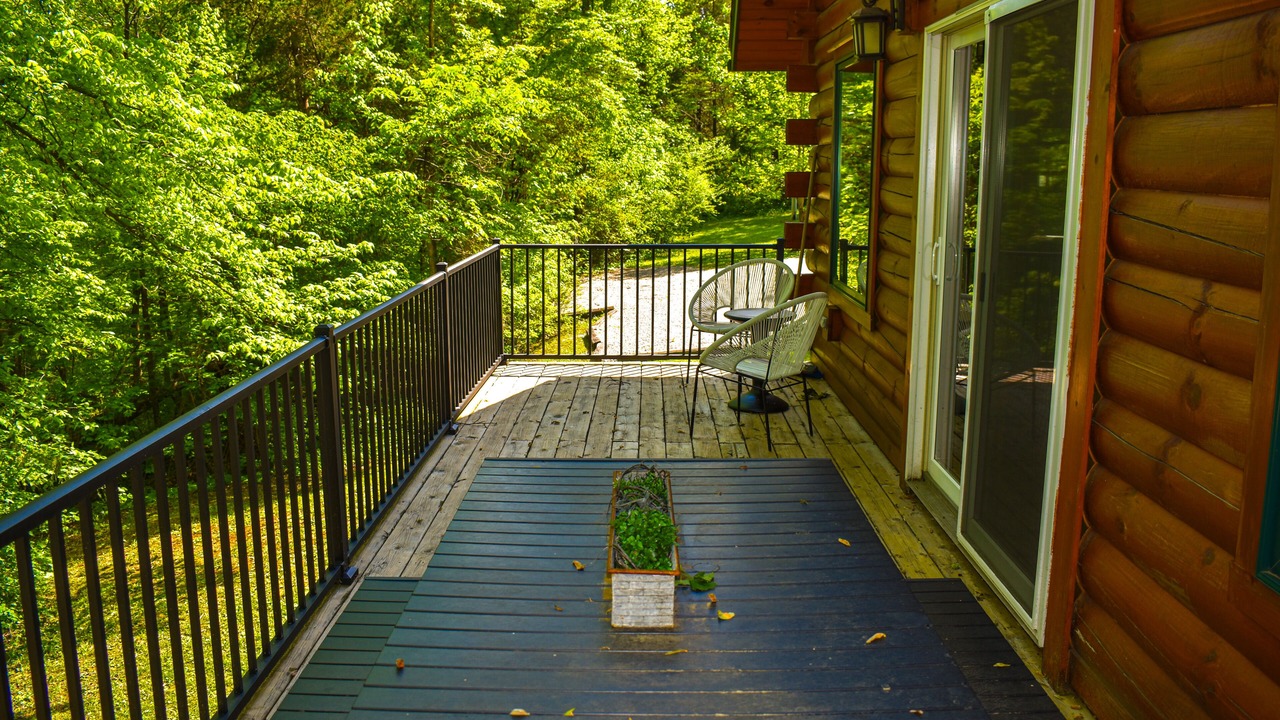 Photo of Patio Balcony in French Lick