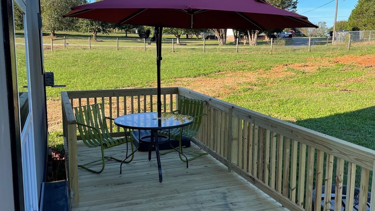 Photo of Outdoor in Hartwell
