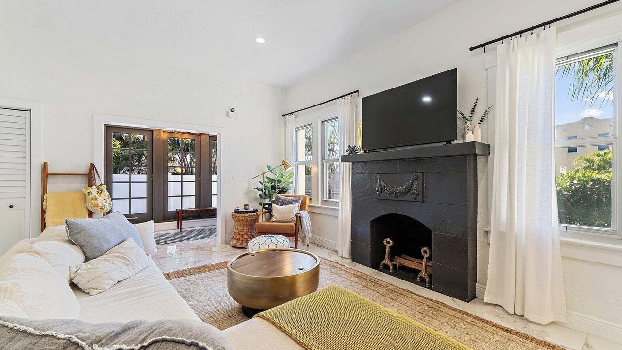 Photo of Livingroom in Southside