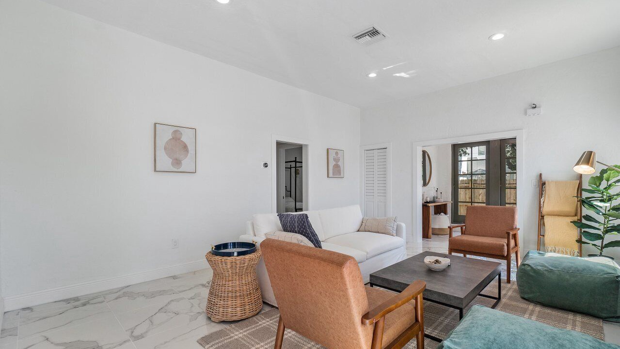 Photo of Livingroom in Southside