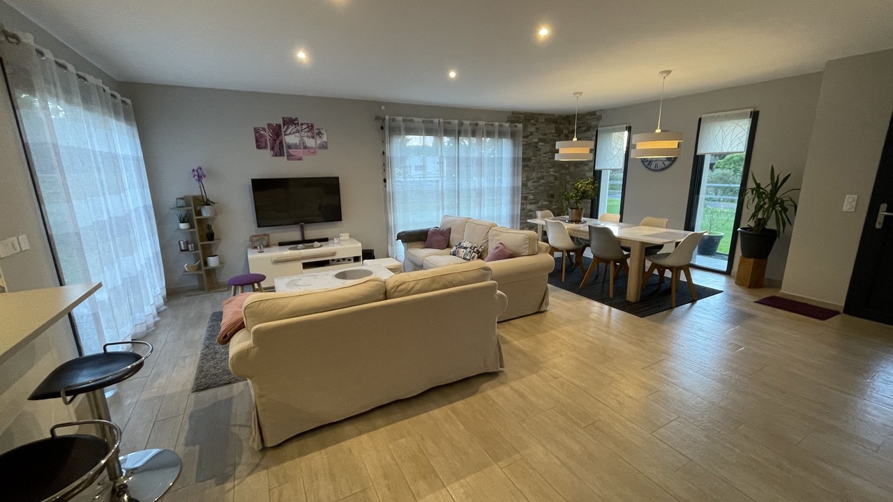Photo of Livingroom in Sainte-Croix-sur-Aizier