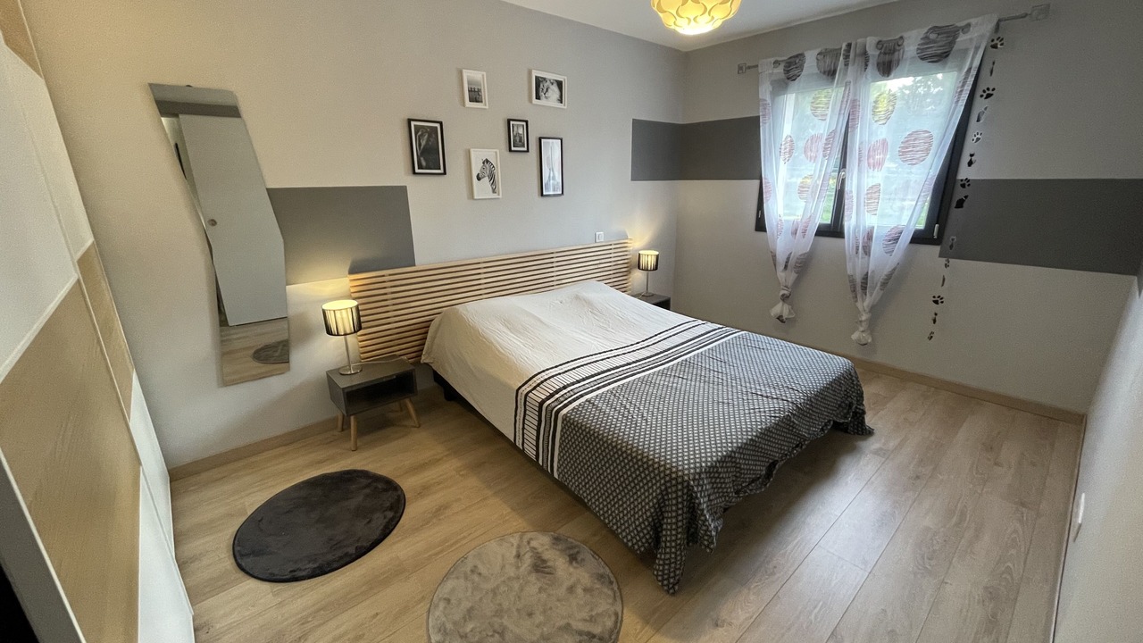 Photo of Bedroom in Sainte-Croix-sur-Aizier